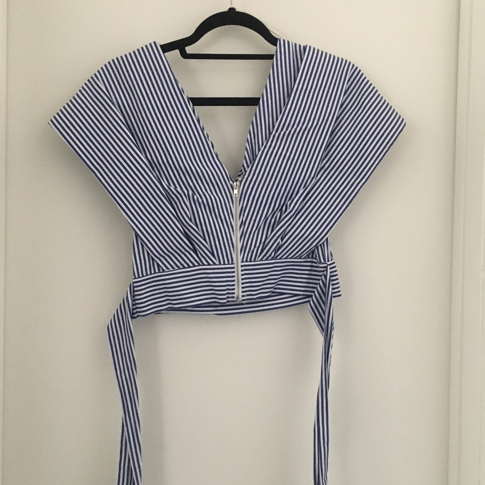 Cropped blouse - Picture 2 of 2